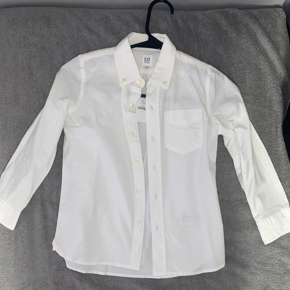 White button down shirt